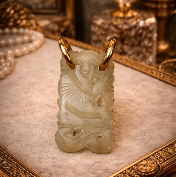 vintage Jewelry - VINTAGE CHINESE HAND CARVED PALE CELADON STONE FIGURAL PENDANT SERPENT MOTIF